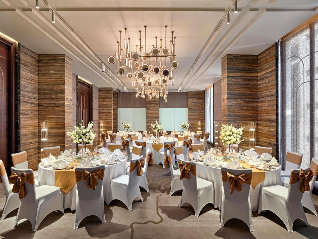 Movenpick-Hotel-Hanoi-Centre