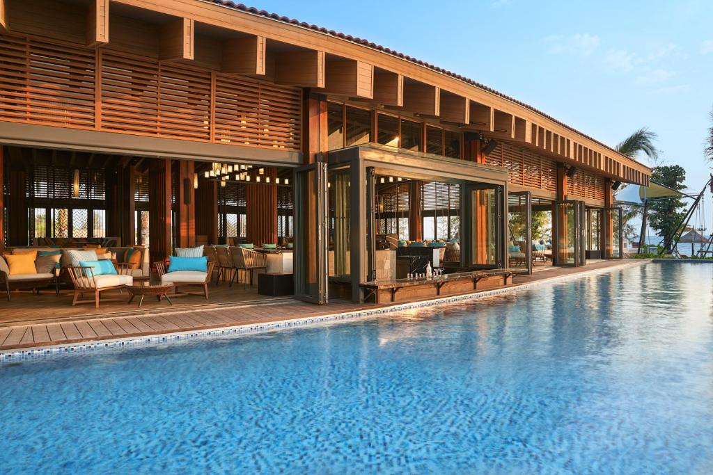 Movenpick-Villas-Residences-Phu-Quoc