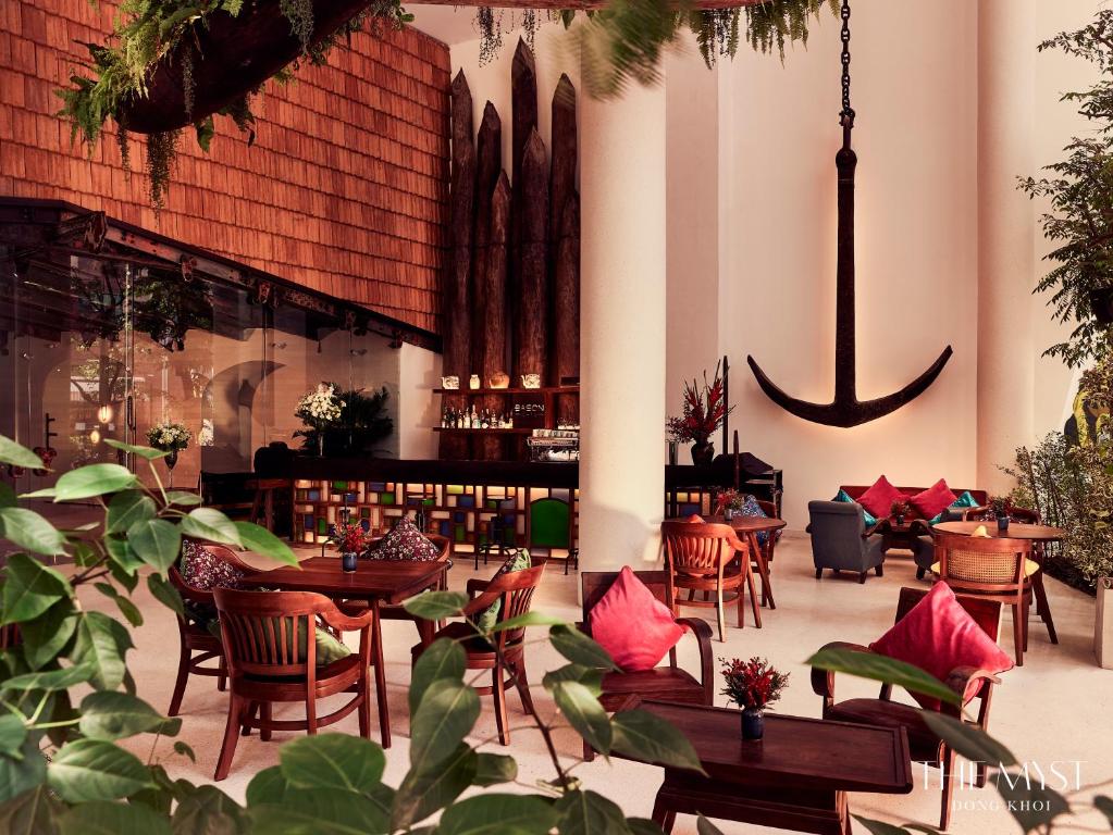 review-the-myst-dong-khoi-hotel-2