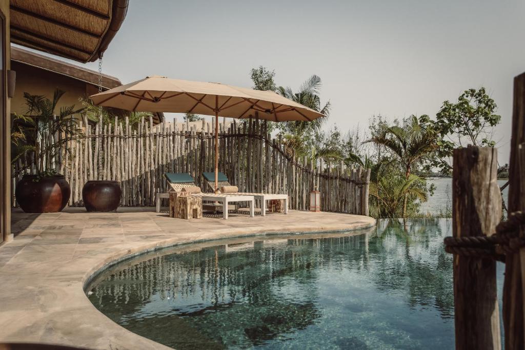 Namia-River-Retreat