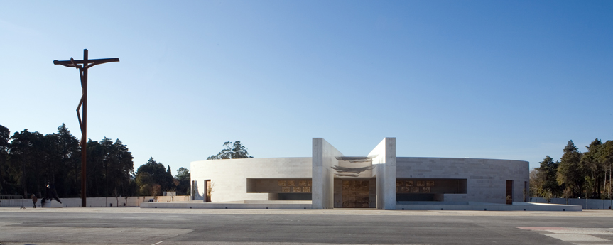 Nh%C3%A0 Th%E1%BB%9D Ch%C3%BAa Ba Ng%C3%B4i C%E1%BB%B1c Th%C3%A1nh %E2%80%93 Most Holy Trinity Church