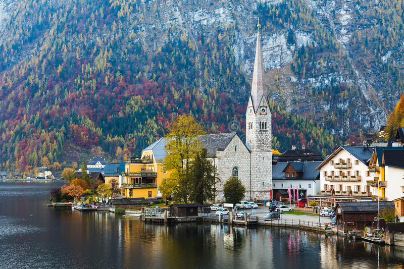 Nh%C3%A0 th%E1%BB%9D l%E1%BB%9Bn Hallstatt %E2%80%93 Hallstatt Luthedran Church