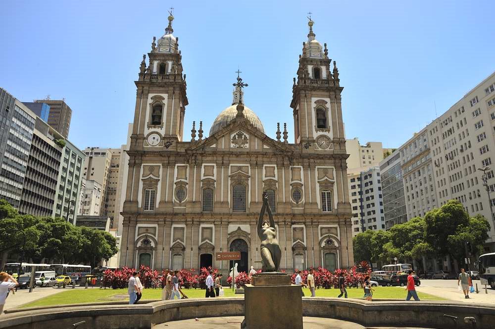 Nh%C3%A0 th%E1%BB%9D thi%C3%AAn ch%C3%BAa gi%C3%A1o Candelaria