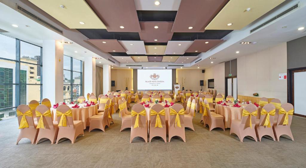 Palace-hotel-saigon6