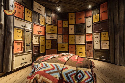 Papiu 600 chiec tu luu giu nhung ky vat Luxury Hotel Booking ATASTAY