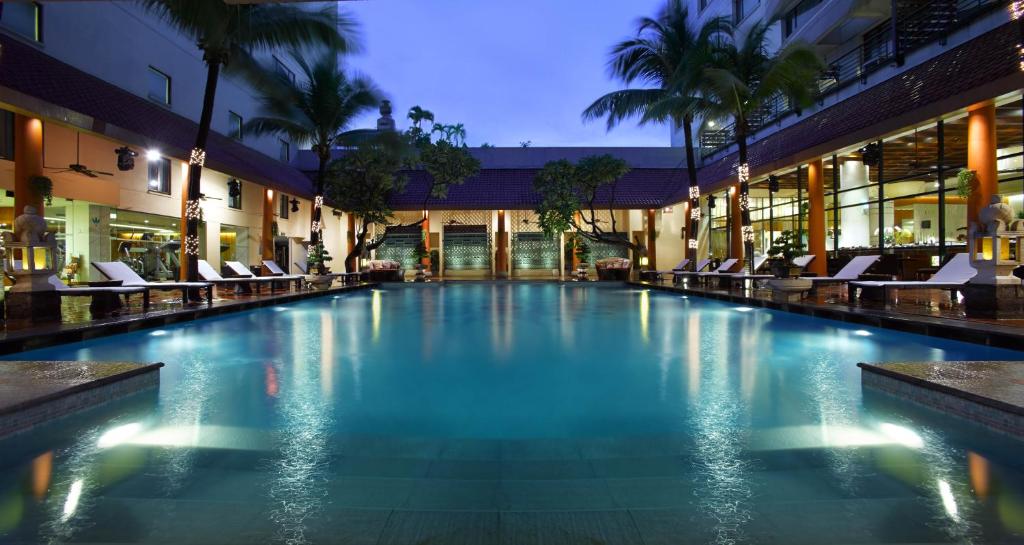 Parkroyal-saigon9