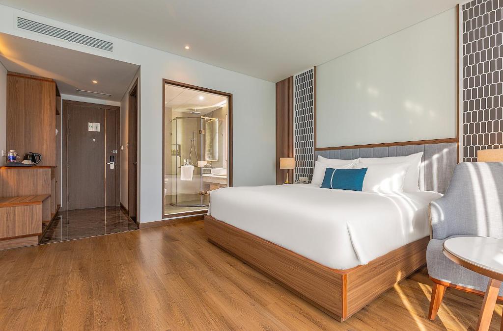 Peninsula-hotel-danang4