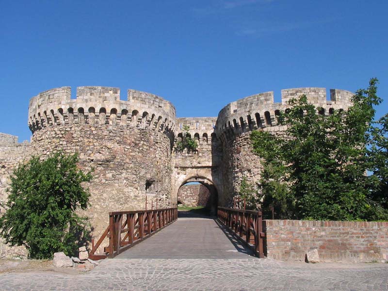 Ph%C3%A1o %C4%91%C3%A0i Belgrade Beogradska tvr%C4%91ava