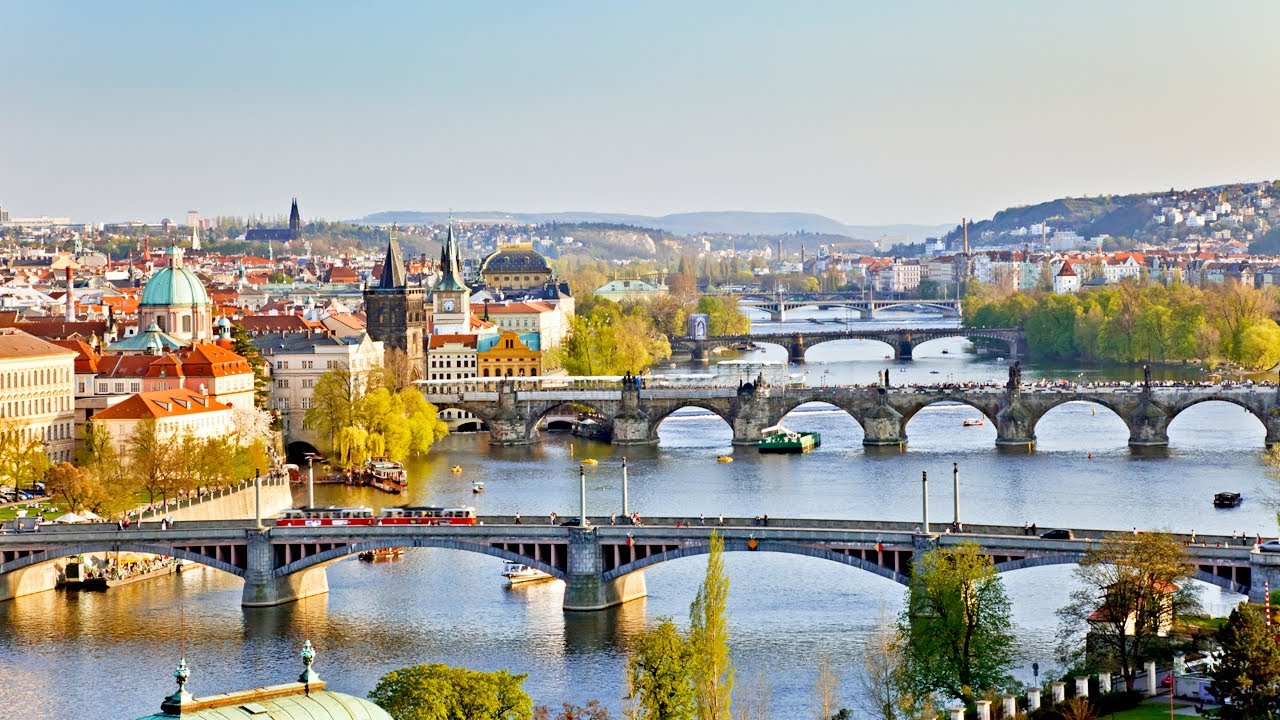Prague Praga Th%E1%BB%A7 %C4%91%C3%B4 C%E1%BB%99ng h%C3%B2a S%C3%A9c