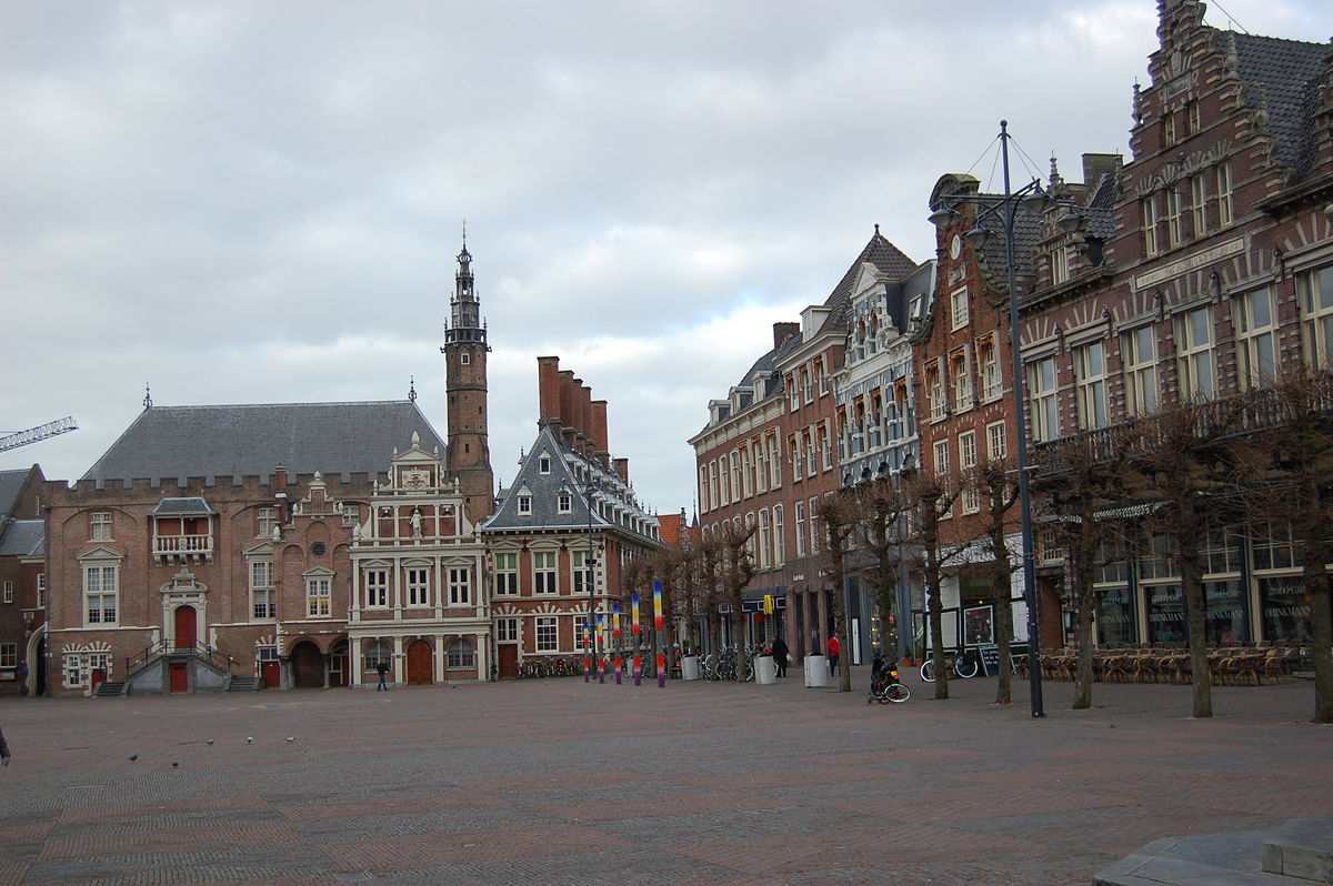 Qu%E1%BA%A3ng tr%C6%B0%E1%BB%9Dng Grote Markt