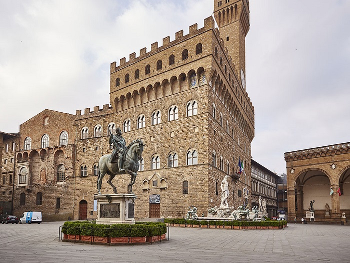 Qu%E1%BA%A3ng tr%C6%B0%E1%BB%9Dng Palazzo Vecchio