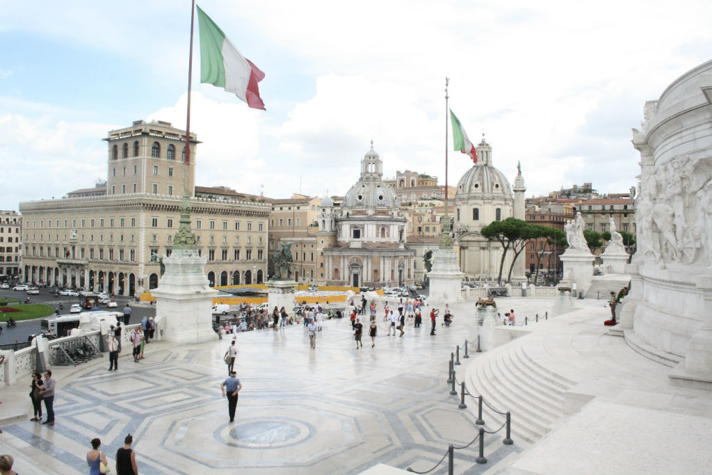 Qu%E1%BA%A3ng tr%C6%B0%E1%BB%9Dng Venezia