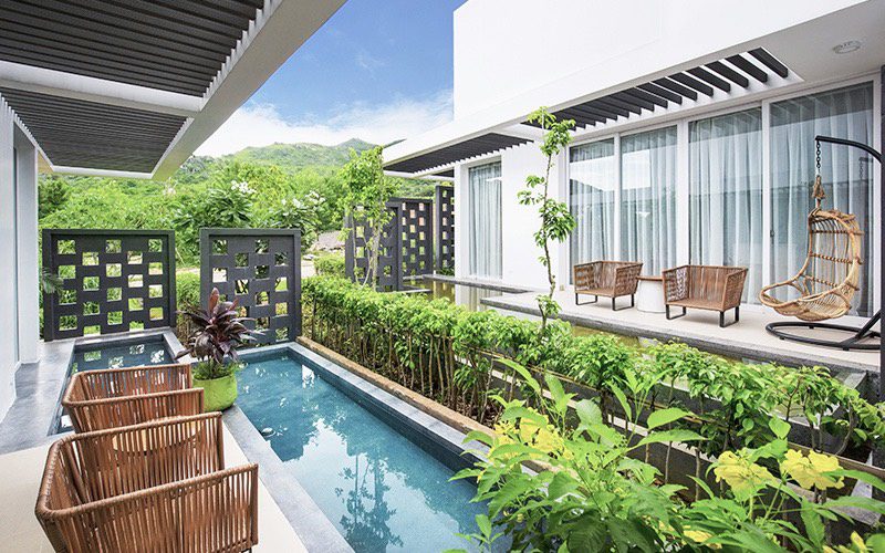 review-oceanami-villas-beach-club