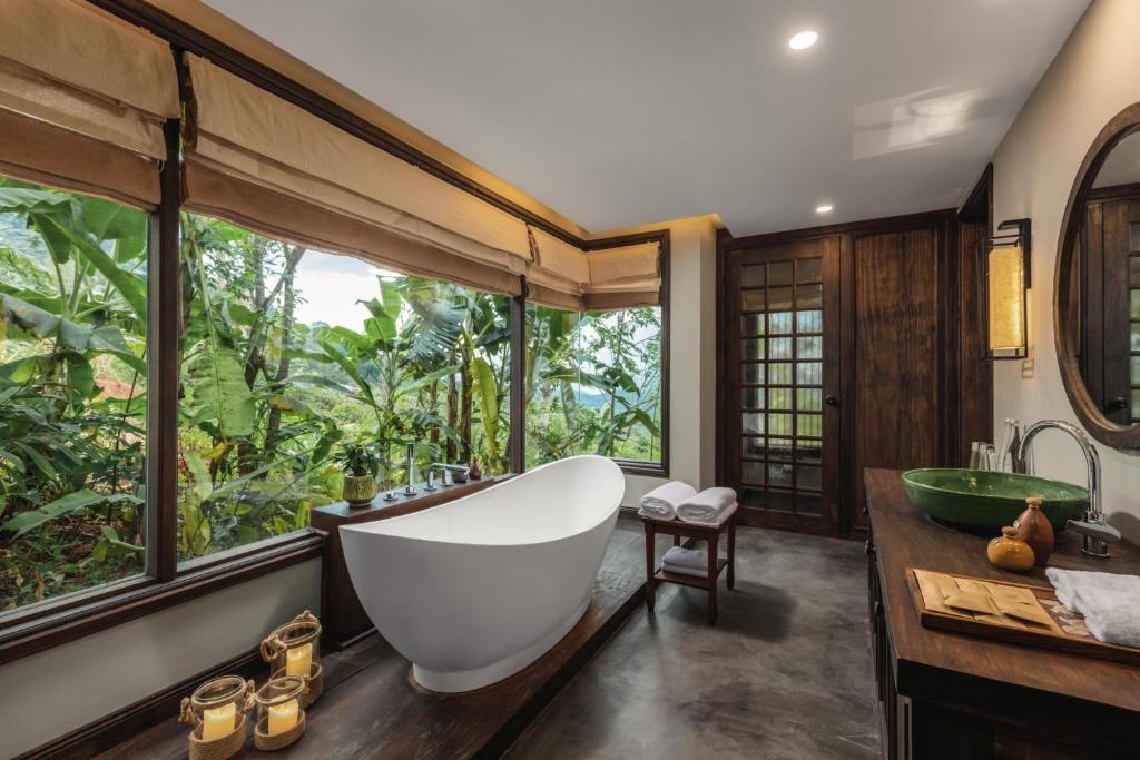 Review-cac-resort-o-Hoa-Binh-2