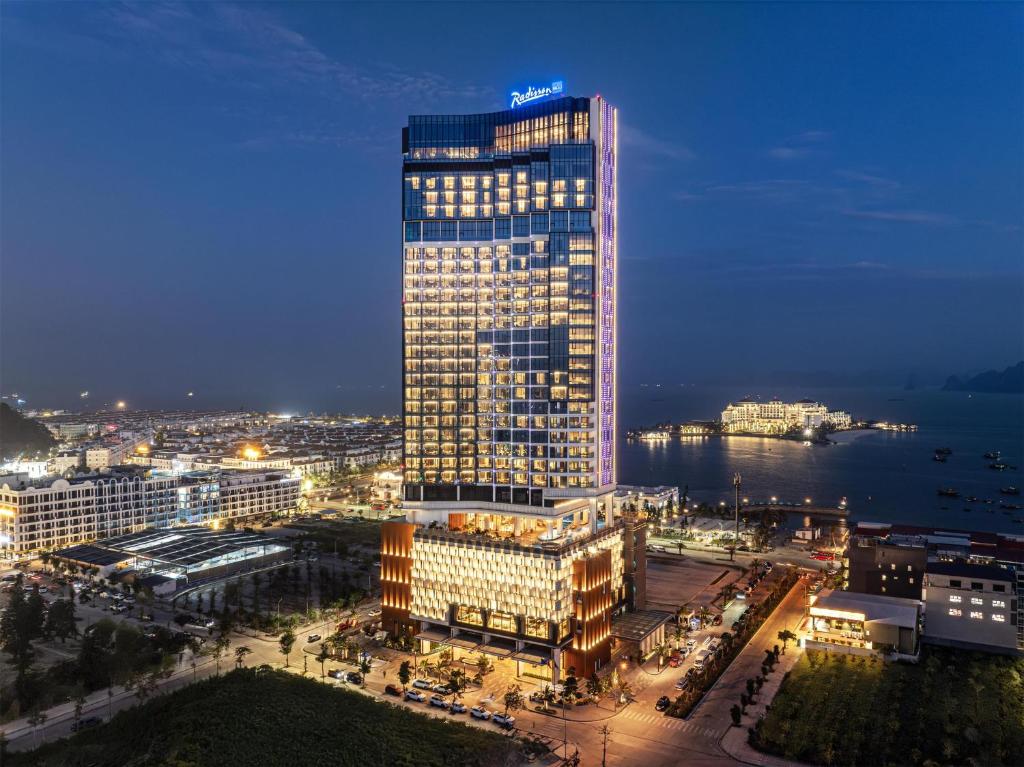 Radisson-blu-ha-long-bay