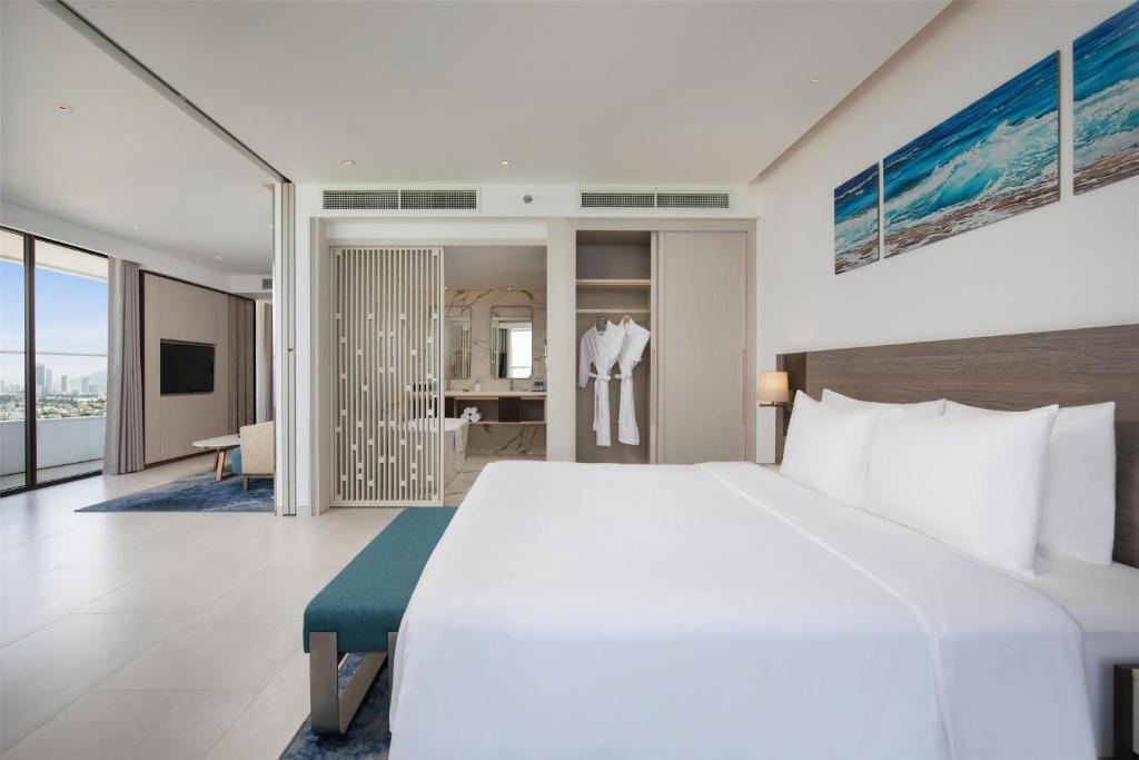 Radisson-hotel-da-nang3
