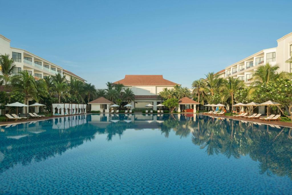 Renaissance-hoian-resort-spa