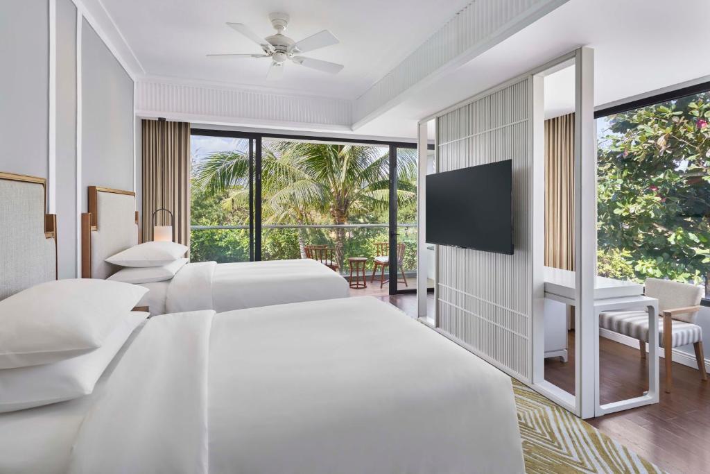 Renaissance-hoian-resort-spa2