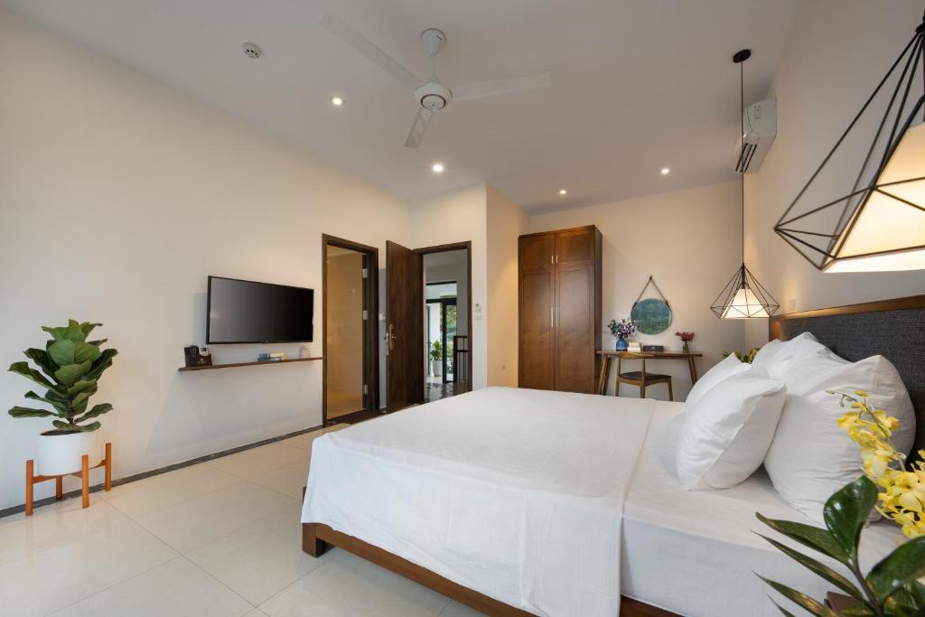 Review-Ivory-Villas-Resort-Hoa-Binh 4