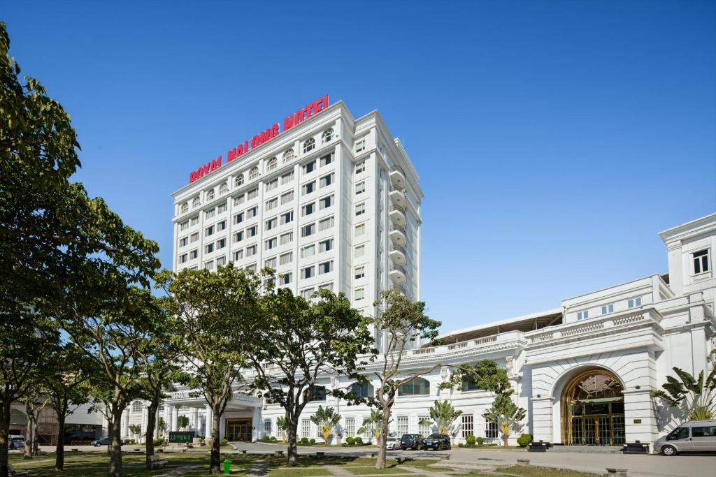 Royal-halong-hotel