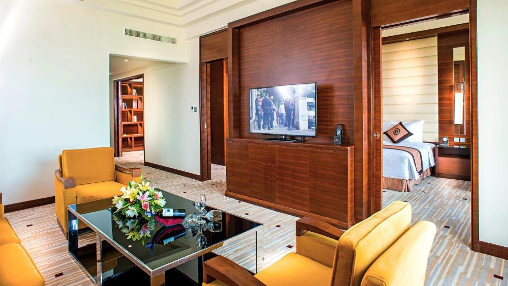 Royal-halong-hotel4
