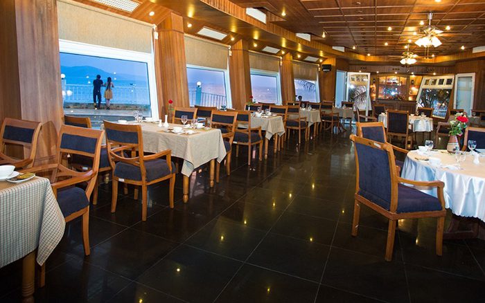 Royal Hotel And Healthcare Resort Quy Nhon 14