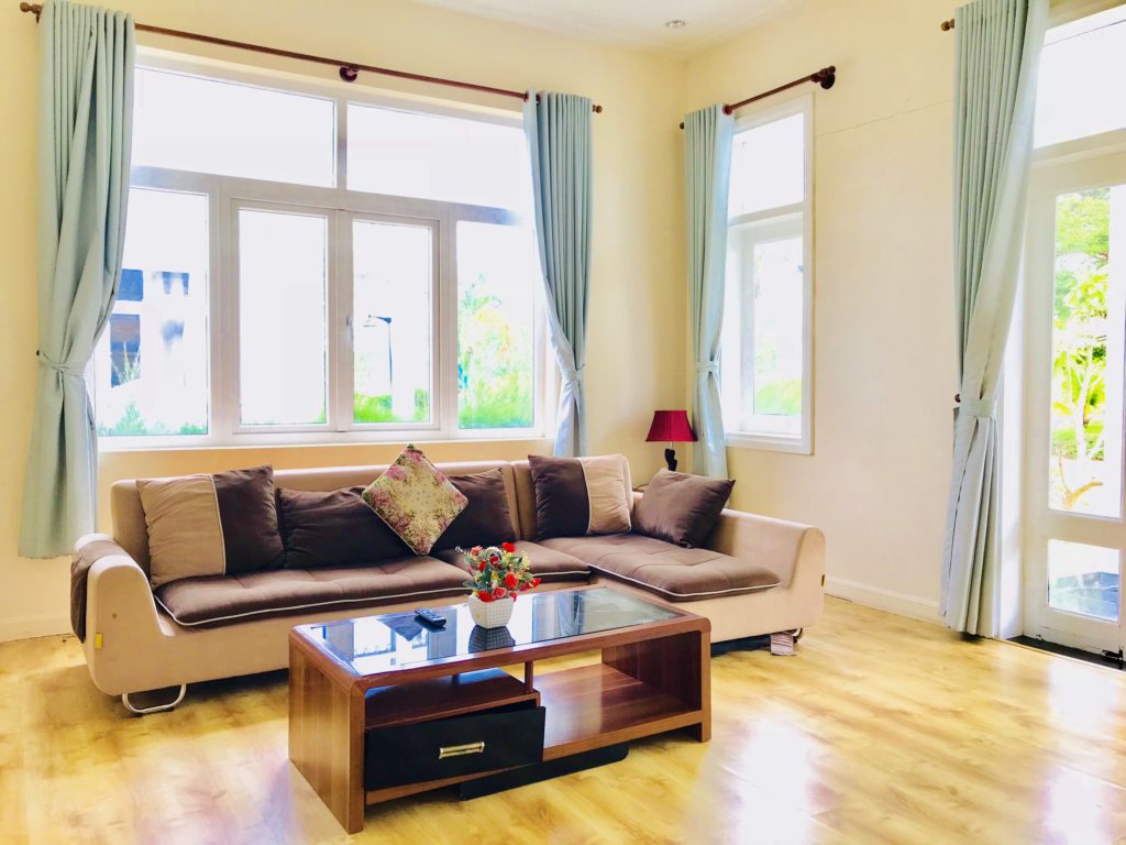 VILLA-PHAN-THIET-CHO-THUE-NGUYEN-CAN-DEP-NHAT-2020