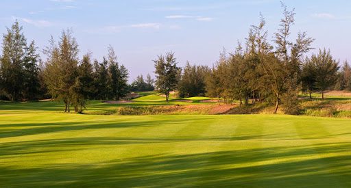 Sân golf Montgomerie Links Vietnam
