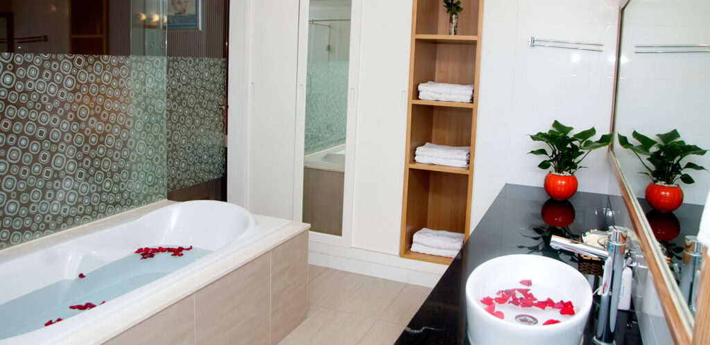 khach-san-resort-5-sao-mui-ne-phan-thiet-dep-nhat-co-bai-bien-rieng--18