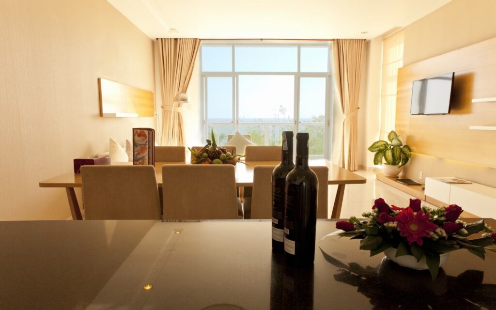 khach-san-resort-5-sao-mui-ne-phan-thiet-dep-nhat-co-bai-bien-rieng-19