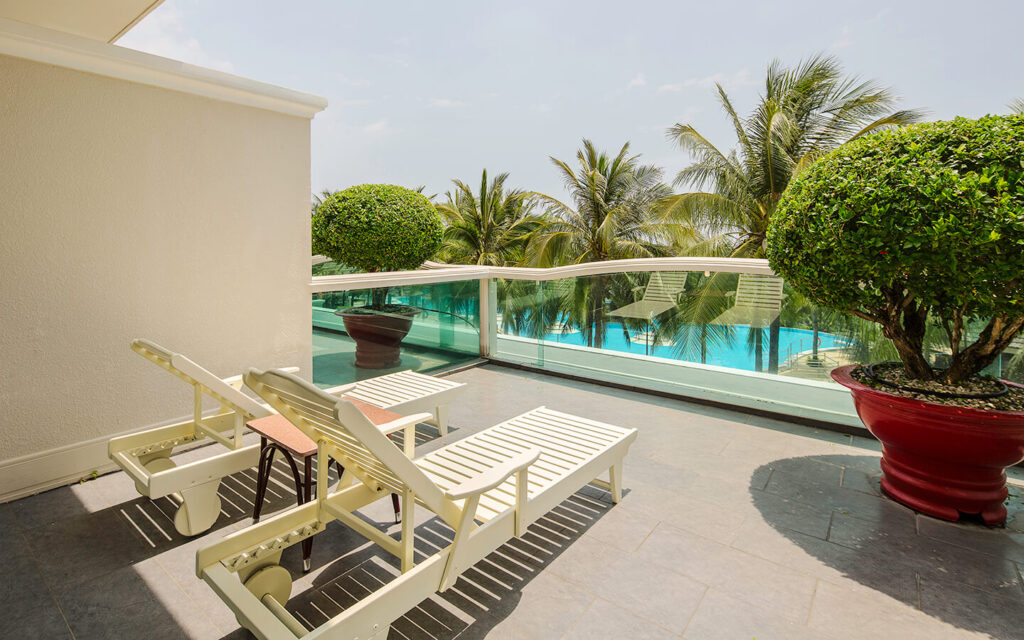 khach-san-resort-5-sao-mui-ne-phan-thiet-dep-nhat-co-bai-bien-rieng-6