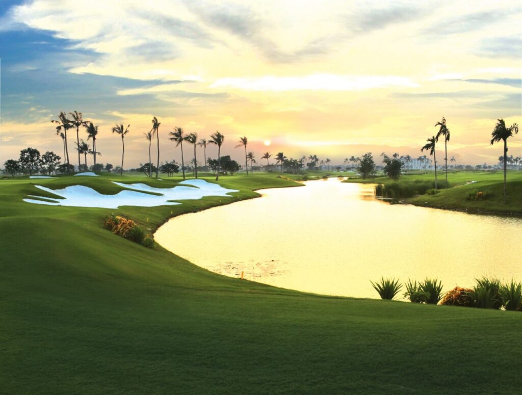 Sân Golf Sông Giá