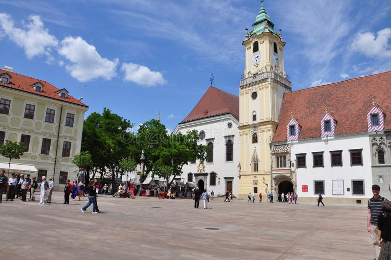 T%C3%B2a th%E1%BB%8B ch%C3%ADnh c%E1%BB%95 Town Hall