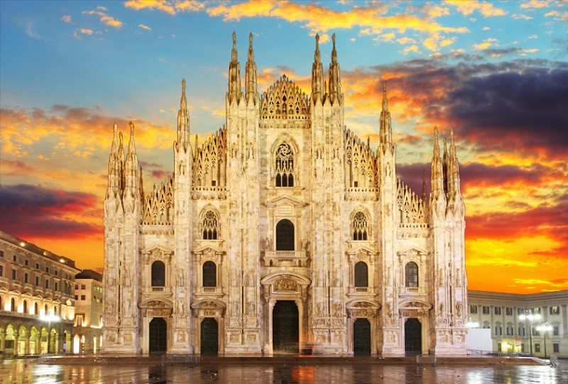 Th%C3%A1nh %C4%91%C6%B0%E1%BB%9Dng Duomo