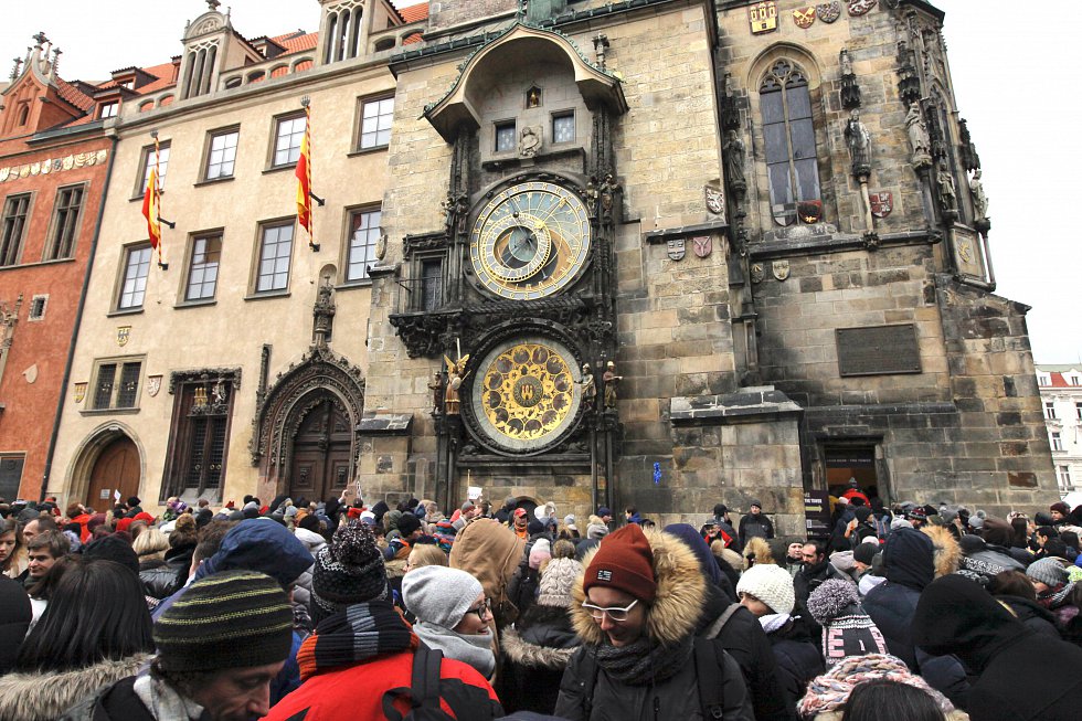 Th%C3%A1p %C4%91%E1%BB%93ng h%E1%BB%93 Pra%C5%BEsk%C3%BD Orloj