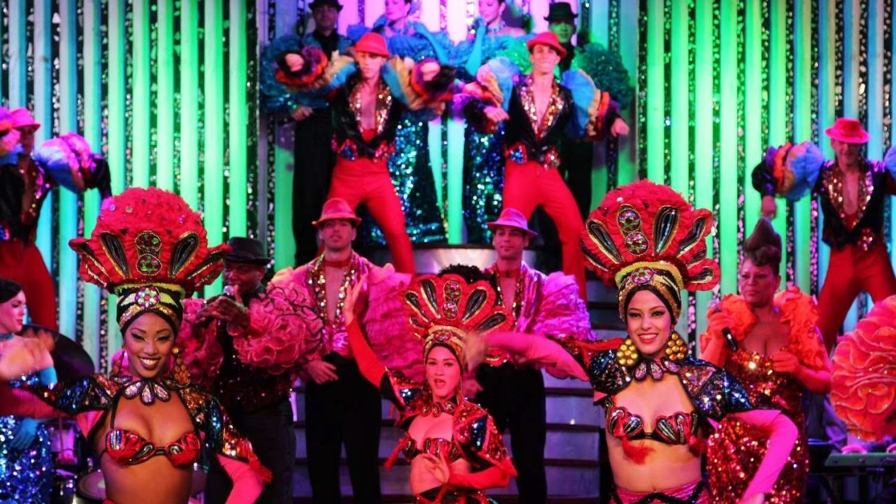 Th%C6%B0%E1%BB%9Fng th%E1%BB%A9c show bi%E1%BB%83u di%E1%BB%85n Parisien Cabaret.