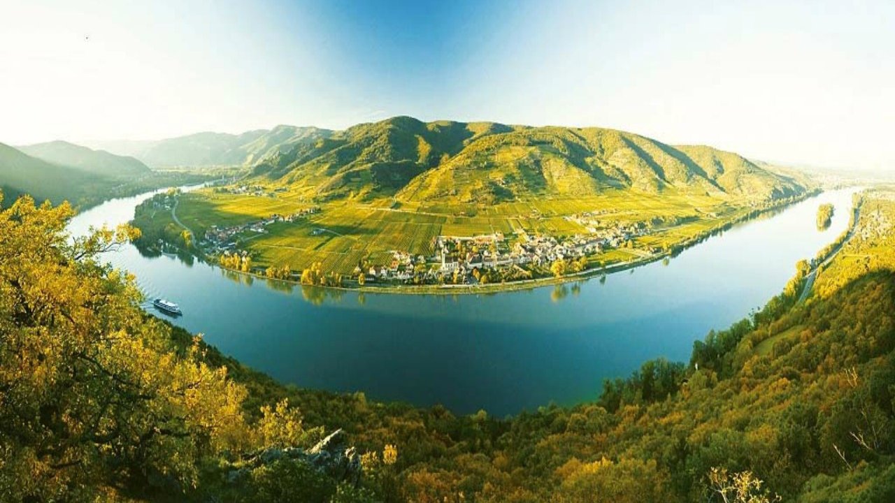 Thung l%C5%A9ng v%C3%A0ng Wachau