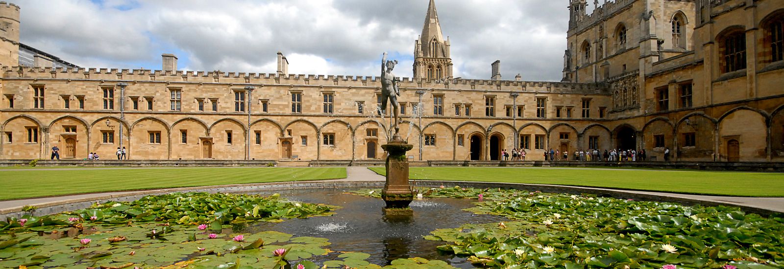 Tr%C6%B0%E1%BB%9Dng Christ Church College