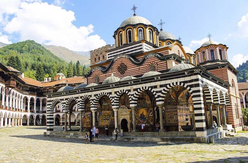 Tu vi%E1%BB%87n Rila