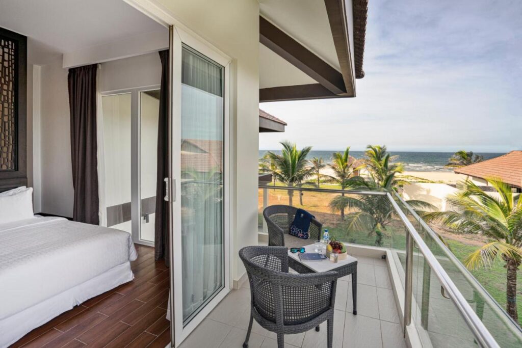 resort-khach-san-o-hoi-an-4-5-6-sao-dep-nhat-gan-trung-tam-gan-bien-14