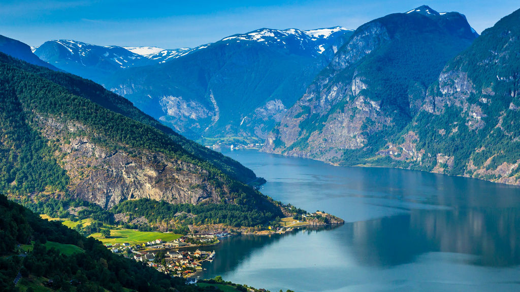 V%E1%BB%8Bnh Aurland