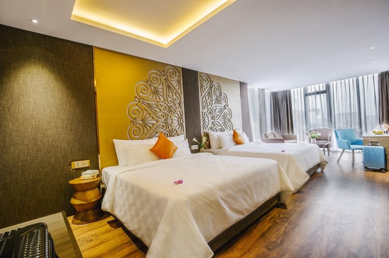 review-khach-san-winsuites-saigon-hotel-6
