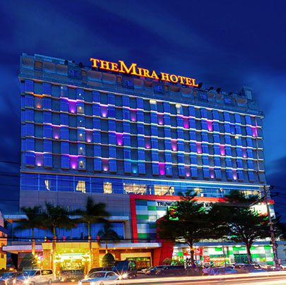 top-10-khach-san-resort-o-binh-duong-3-4-5-sao-1