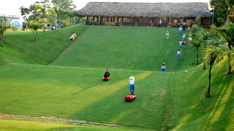 bai truot co luong son