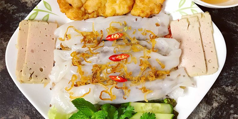banh-cuon-cha-muc-vinpearl-spa-ha-long