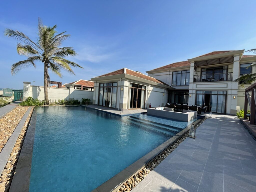 review-fusion-resort-villas-da-nang-5-sao-1