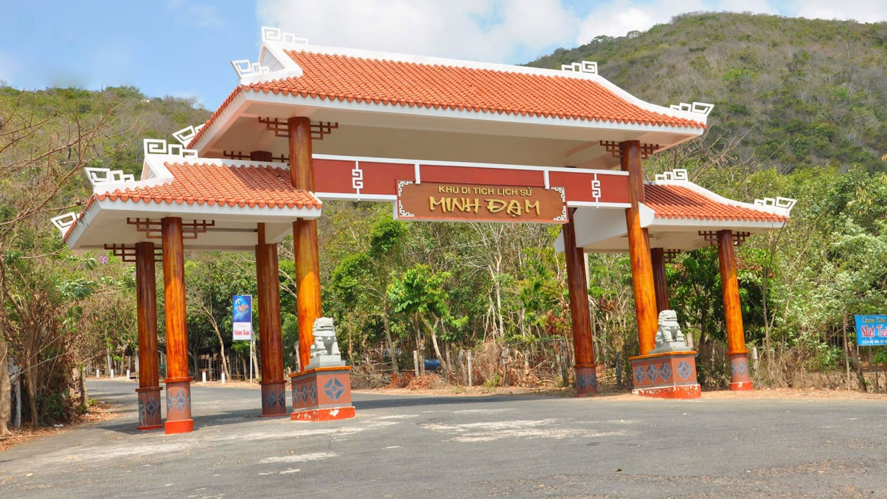 Can-cu-Minh-Dam-Ho-Tram