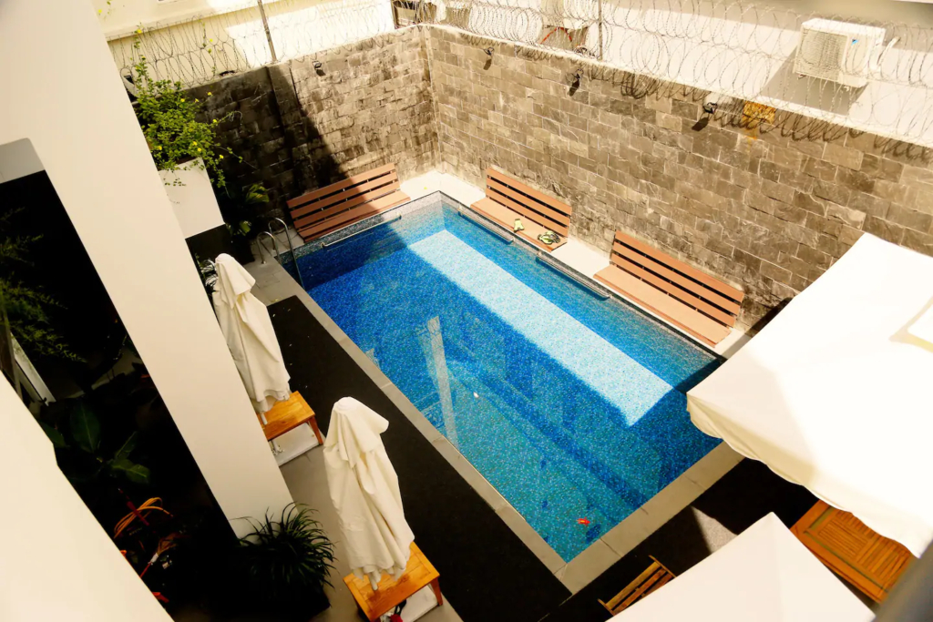 white-villa-da-nang-13