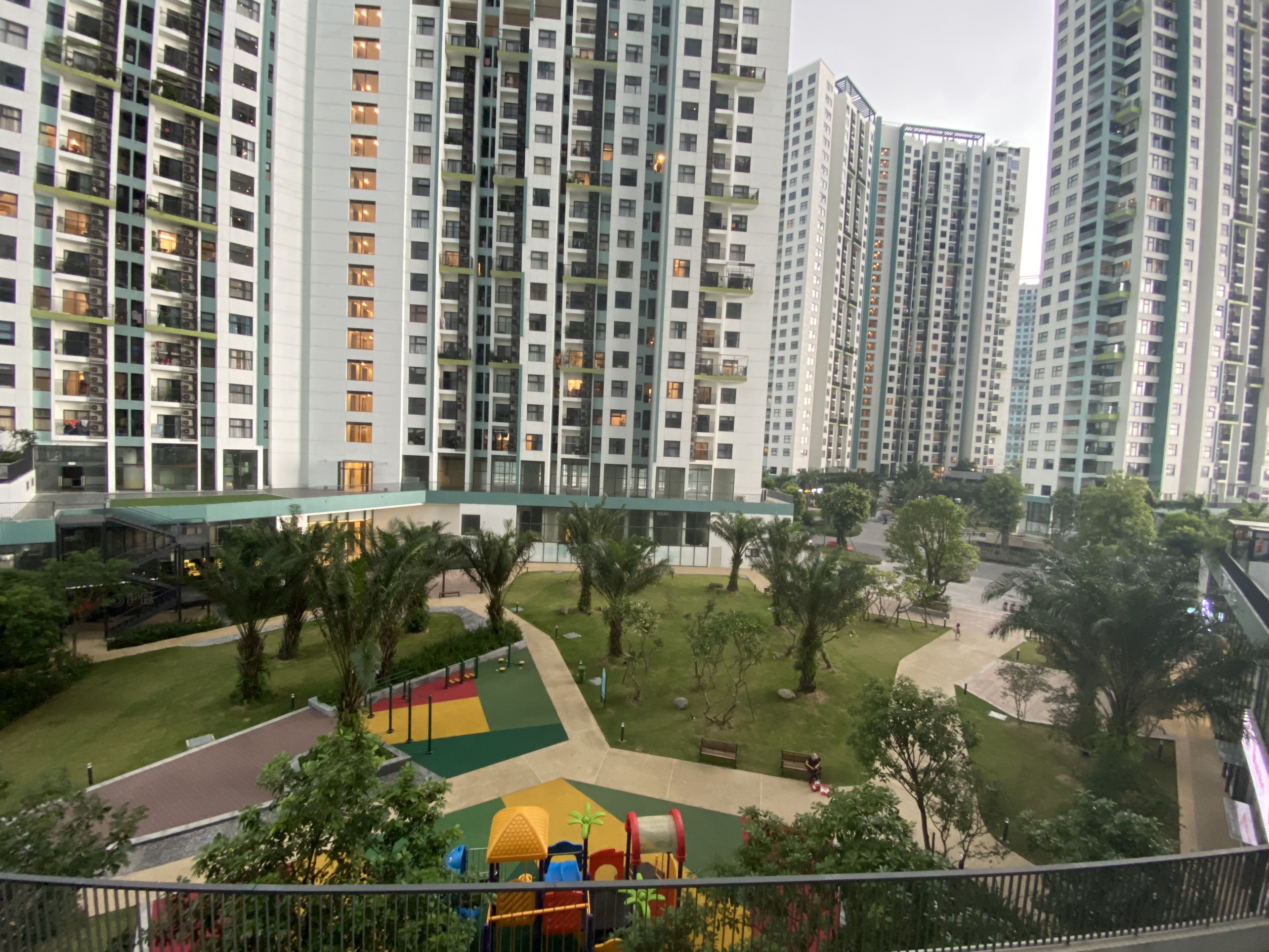 top-20-can-ho-va-biet-thu-ecopark-hung-yen-40