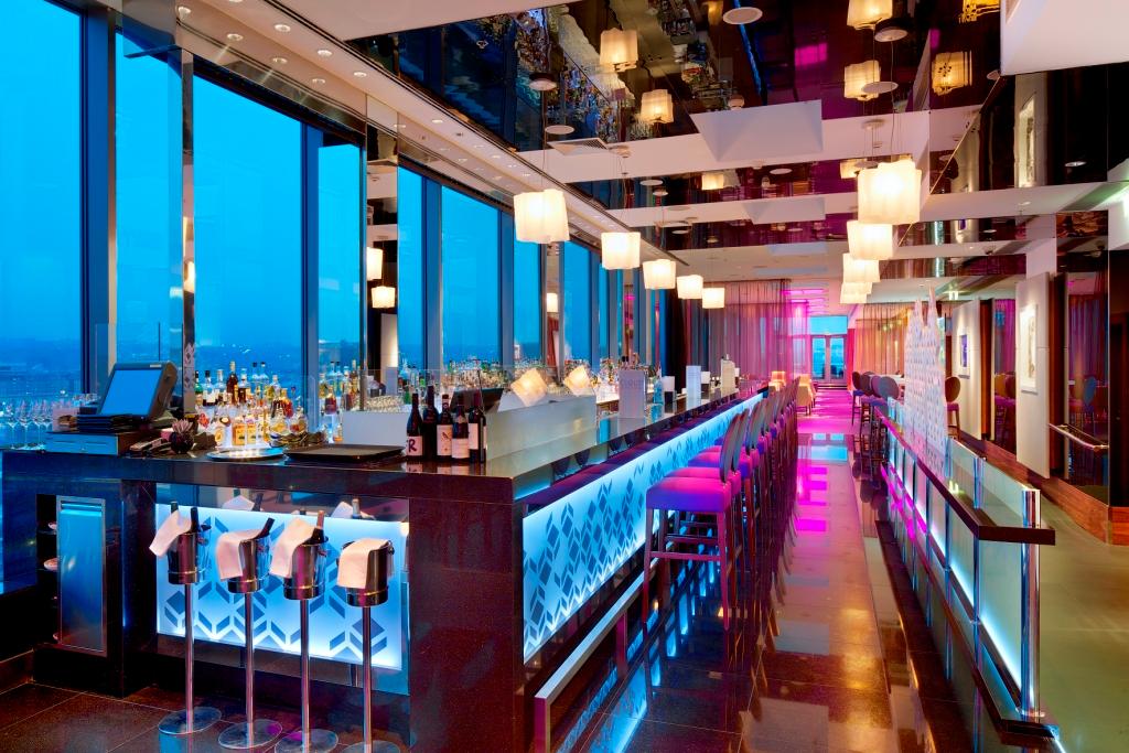 cloud 9 sky bar lounge